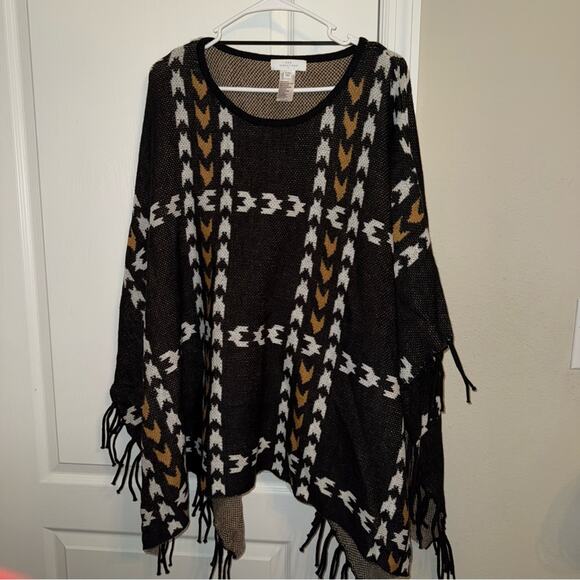 New directions Chic Black and Brown Fringe poncho Sweater - Picture 2 of 5